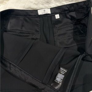 ARITZIA BABATON SKORT - size 8